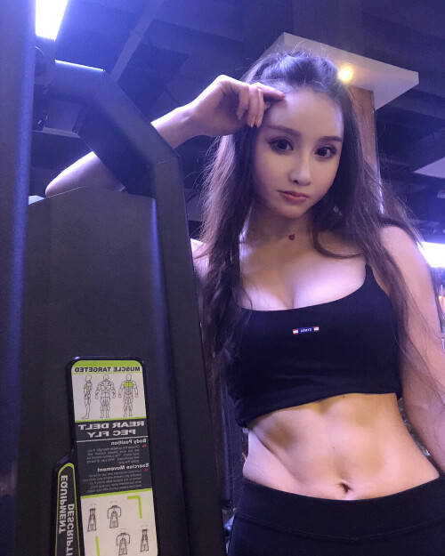 05001 97427d848d9c214f7