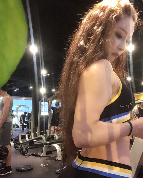 05005 61b2f13bdb77accaa