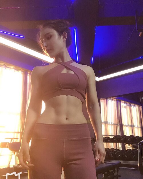 05063 4e5e78c270a1bf136