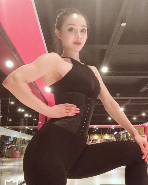 05077 6990045830e102f68