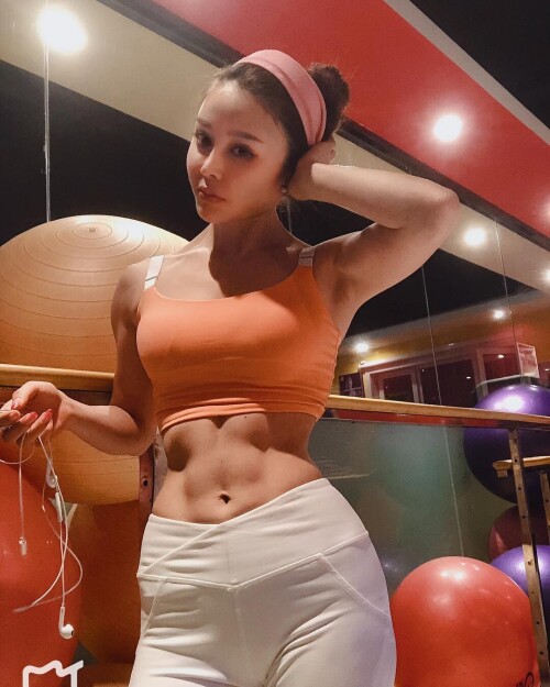 05087 25afc081a4383c9ae