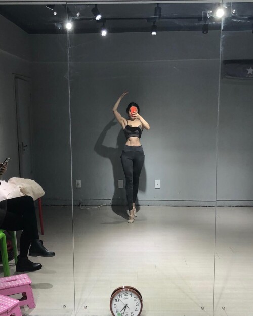 05111 1173efd8ae7e47748