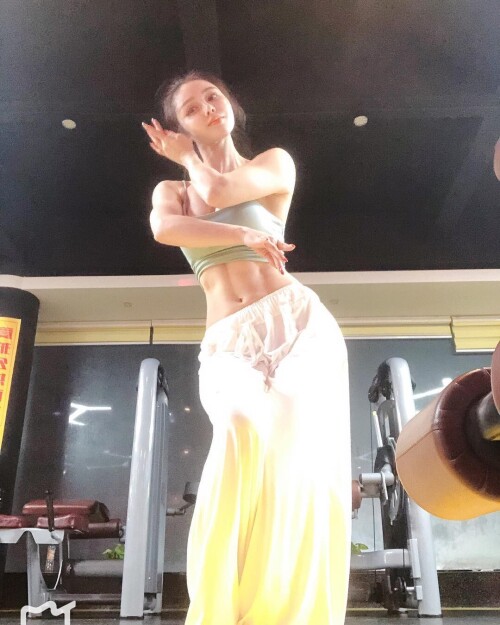 05120 3beeb8b386e7bef6f