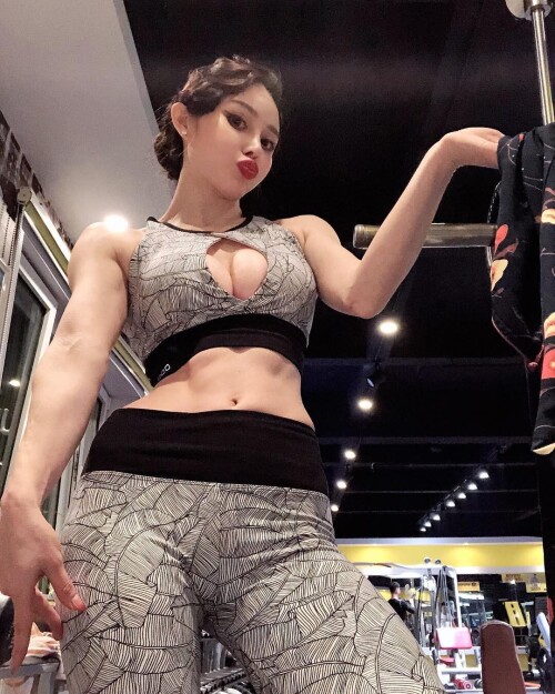 05137 590cd8831e242274f