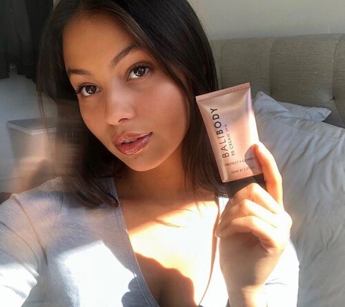 05385d18bf8497eed18c