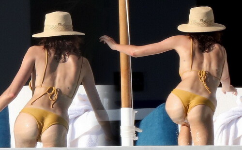 056BCA5B D89F 4FAA 9692 D8A964D3706D