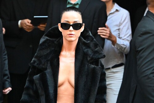 0626 PFW Balenciaga HQ 5 1d4f85d12e629887