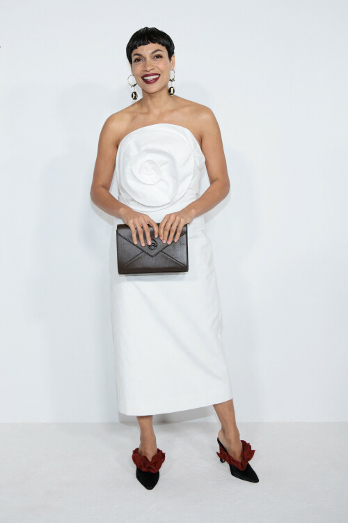 063 1779390416adcb41718c4be0e3