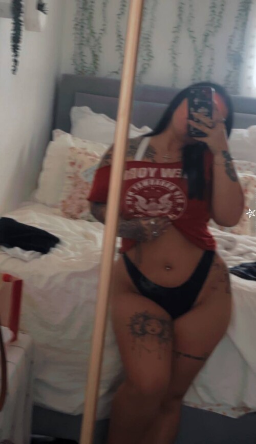 06536847 8C1D 4A97 B0C0 99F830F232C38185cc88e4c865bd