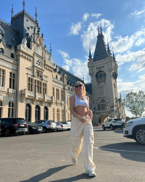 06E3BE21 8684 471E AE5A 65568787A70B