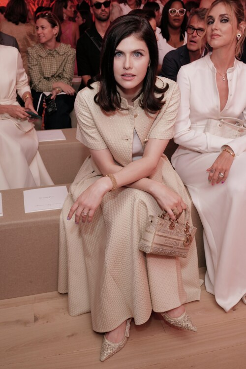 0703 PFW VogueUK06b52b911abd81d1e3