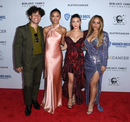 0912082326458_29_daniela-30