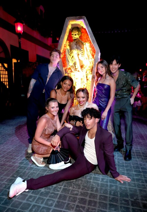 0912082553722_13_daniela-14