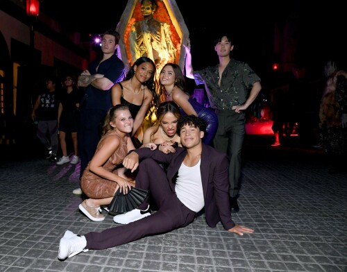 0912082553722_27_daniela-28