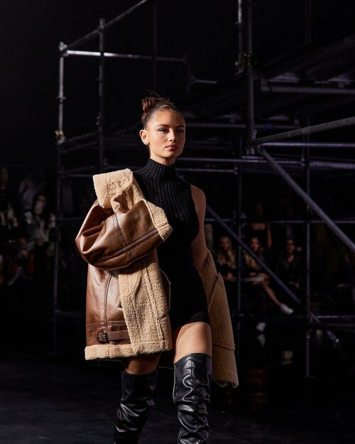 0922 MFW LeniXAboutYou AYd3 10 