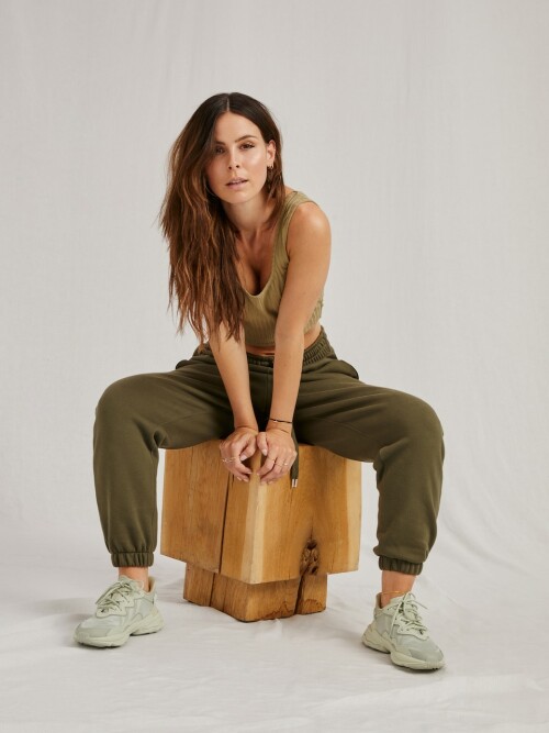 09b5ad99b0a09e0964e398d1a208851f