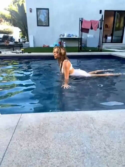 09deniserwatr.mp4 snapshot 03.39 2024.05.10 09.11.06 ab41f16a5f655635