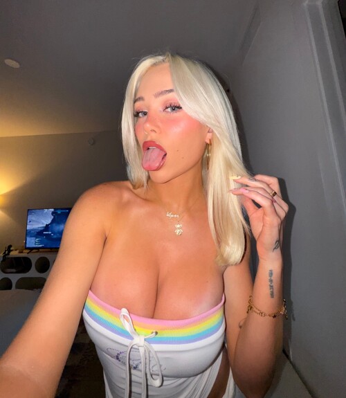 0C669105 1F68 41AE A4DD 8BF0987DD456b003c3117010dbef