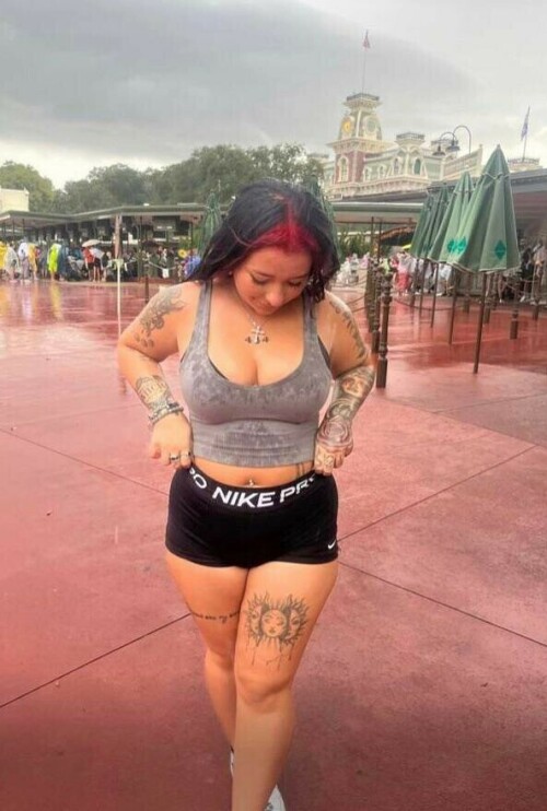 0DE84D3B A3B7 467A A5C3 3E6BE50FC5FB