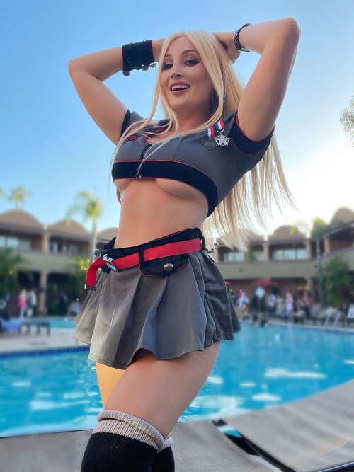 0F7EFF3F 62E1 4C49 8397 5038628DD75F96e7652f8a5837fe