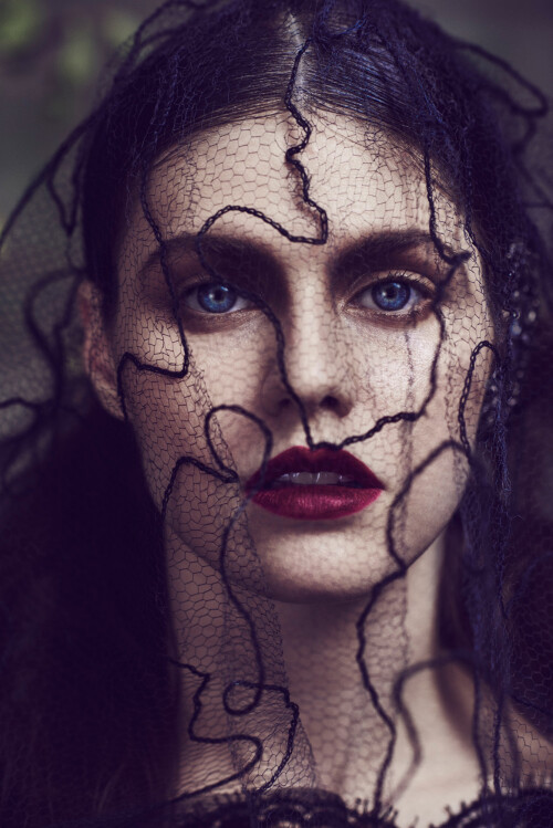 1 UosB5MU0c620cc29c34b804