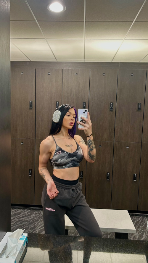 1-000014235723705a2339c