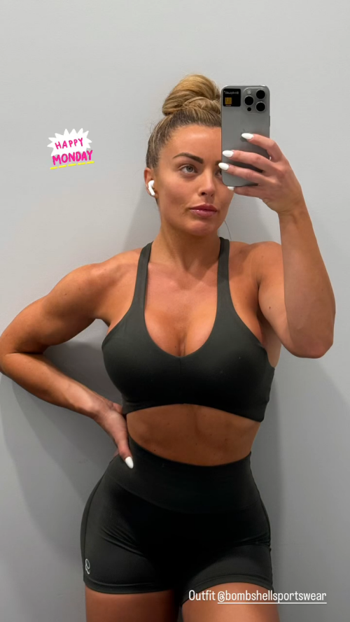 1-00018db89bc3f2ebe86a