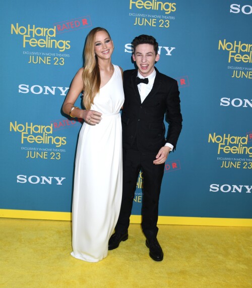 1-155430b3d8b194588b