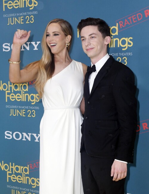 1-20c6f59a525ebd34ec