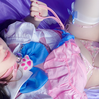 1-27a6b851093f5de7b9