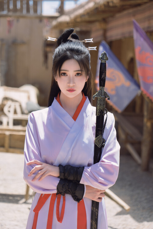 1-317c266bd5724f4a25