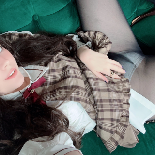 1-350bf5692c73bb19f8