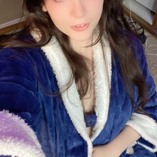 1-4079487fcd23c82a34