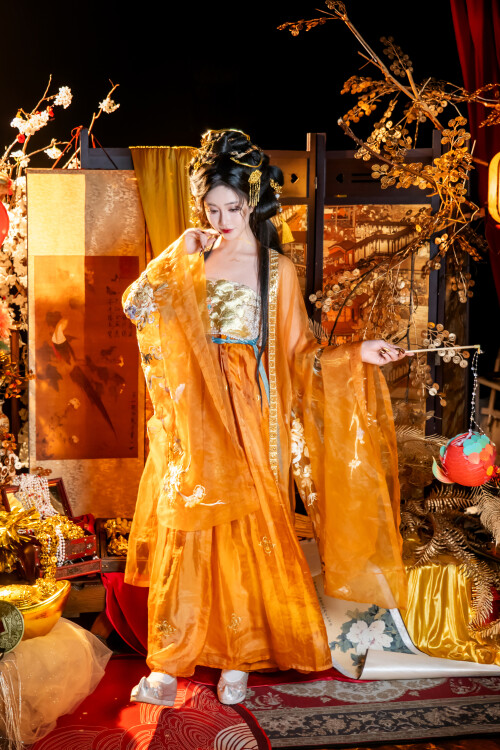 1-53dddce7d44d524747