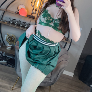 1-70239d1c4384b36d5e