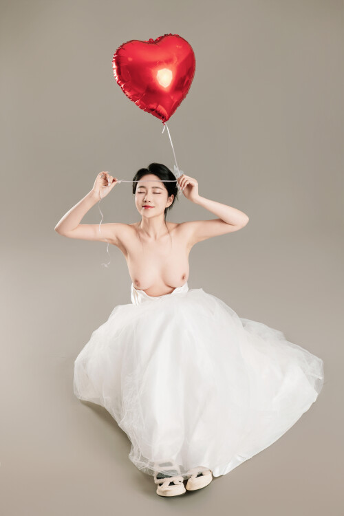 1-7564e4e9a51f6a9c64