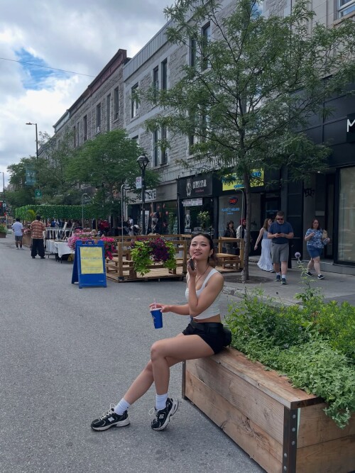 10-10-city--Montreal-4bbfaa9af17344780