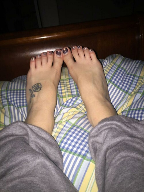 10 Taylor Mathis Nude Leaked