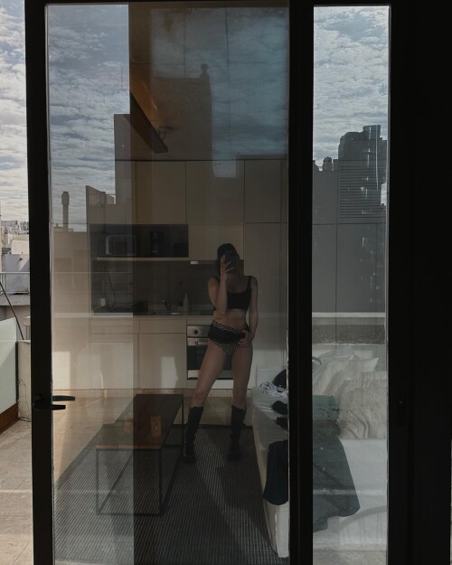 10000001385fe6da5f33c27834