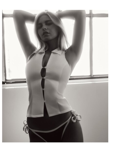 1000000254efbeeef75162a798