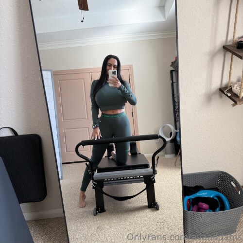 1000000407c4d1ad622273119f