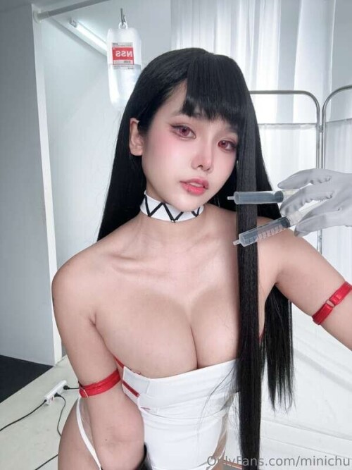 1000000439efc7bc78d78d01b1