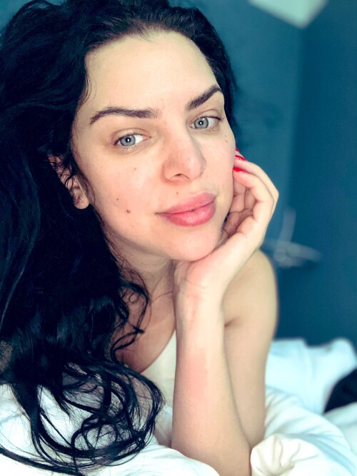 1000000463db142761681616d1