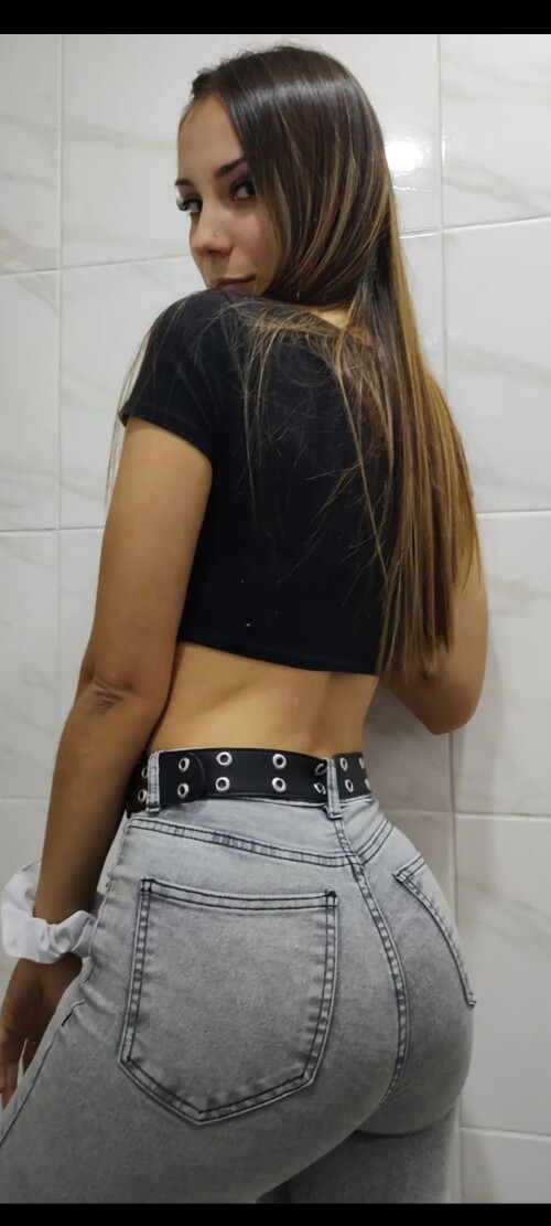 1000000488d9feeae3359afe96