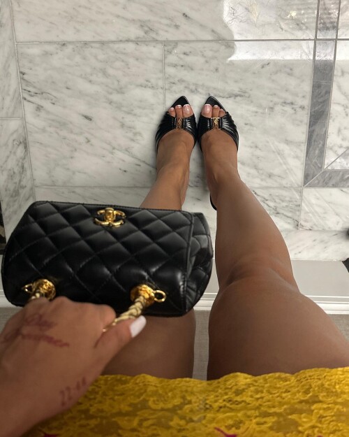 10000005861e493d95c5e8830a