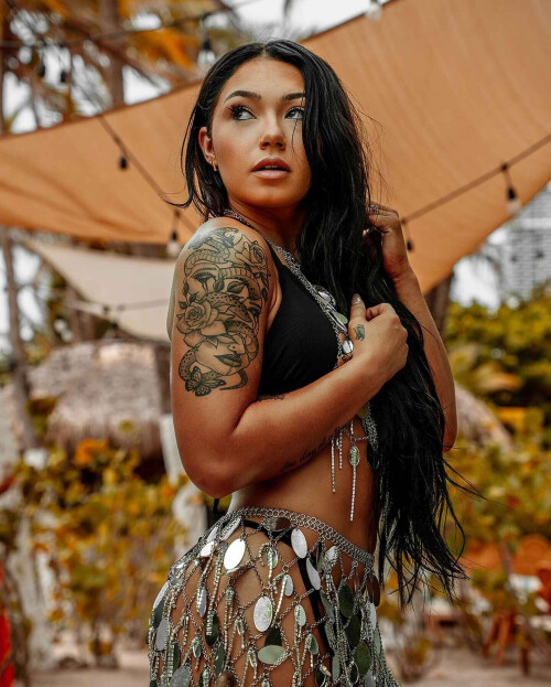 100000075684b0b0705d2401b0