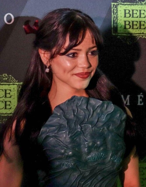 10000008636bfc3ac0f9c624de