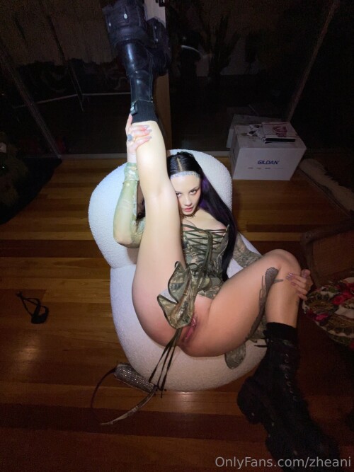 1000000898d596f4738a03cd92