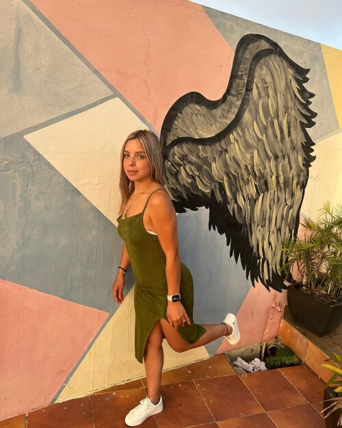 1000000920bf6fbcbe95ac701f