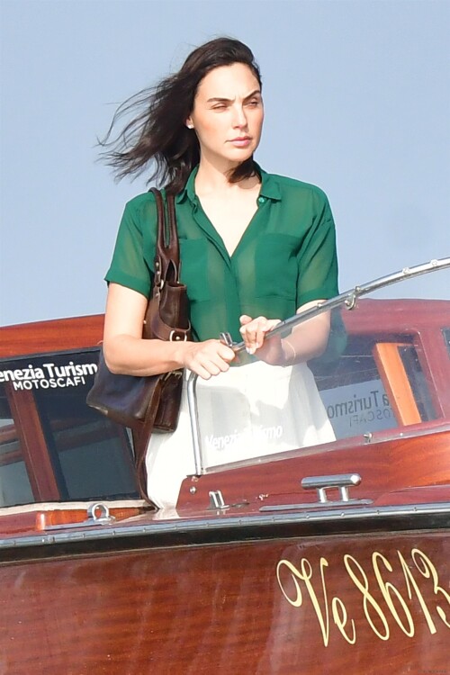 1000000922b8cb6b76a4f893f2